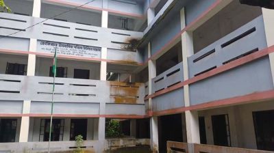 ১৮ শিক্ষকের আট শিক্ষার্থী, পাশ করেছে একজন