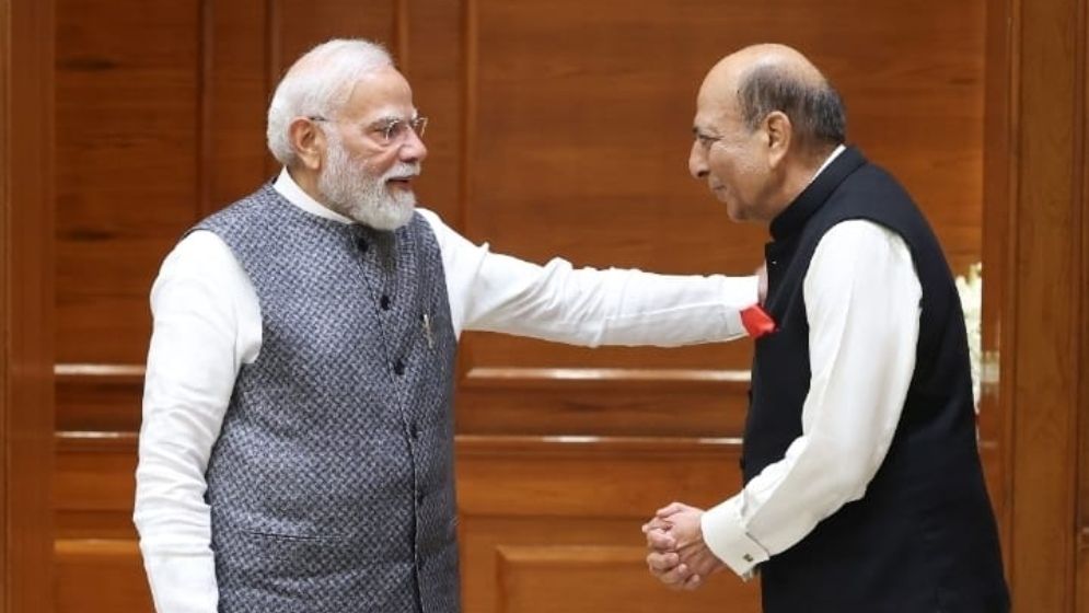 ঢাকার বার্তা নিয়ে মোদির কাছে দীনেশ ত্রিবেদী, যে আলোচনা হল