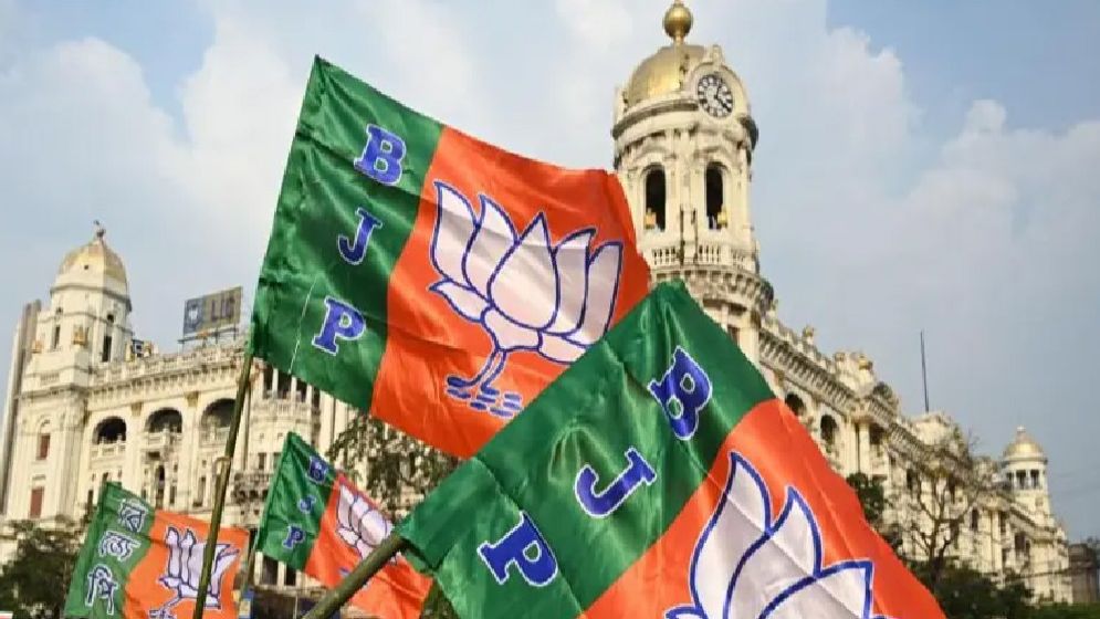 কেন পশ্চিমবঙ্গের নাম পালটাতে চায় বিজেপি?
