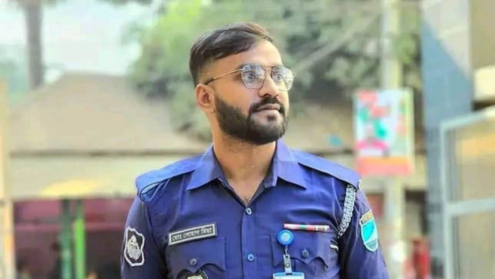 স্ত্রী নির্যাতনের মামলায় পুলিশ সদস্য কারাগারে