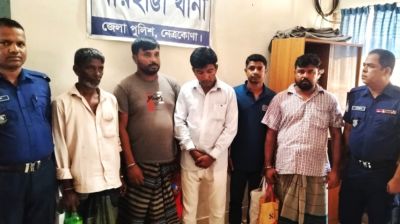 জুয়ার আসর থেকে দুই ইউপি সদস্যসহ ৫ জন গ্রেফতার