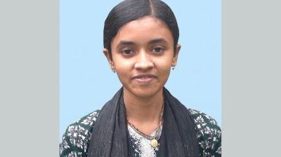 অদম্য কণিকার ডানা ভাঙছে দারিদ্র্য