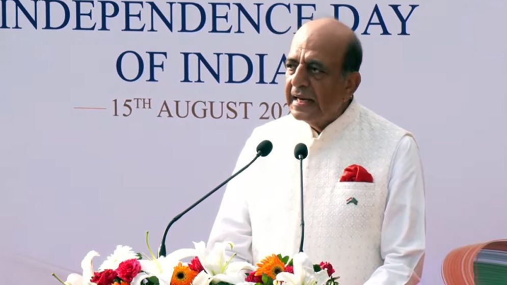 বাংলাদেশ ও ভারতের সম্পর্ক ক্রমেই সমৃদ্ধ হচ্ছে: দীনেশ ত্রিবেদী