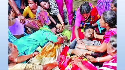 বিষাক্ত গ্যাসে ৯ শ্রমিকের মৃত্যু