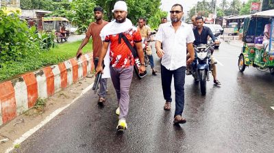 প্রকাশ্যে শটগান নিয়ে বিএনপি নেতার মহড়া