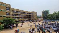 কাদির মোল্লা স্কুলকে শিক্ষা বোর্ডের শোকজ