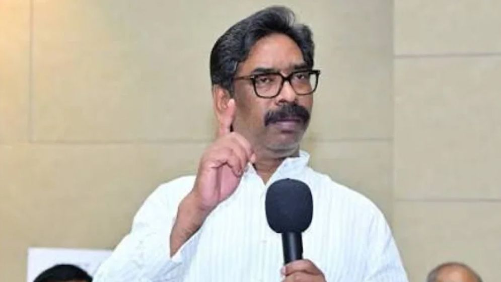 শিক্ষার্থীদের বিক্ষোভের মুখে ৫ বড় ঘোষণা ঝাড়খণ্ড মুখ্যমন্ত্রীর