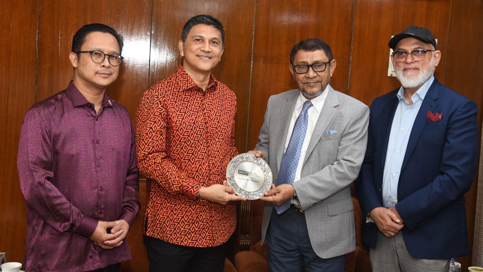 মালয়েশিয়ার সঙ্গে বাংলাদেশের স্বাস্থ্যসেবা সহযোগিতা বাড়ানোর ওপর গুরুত্বারোপ