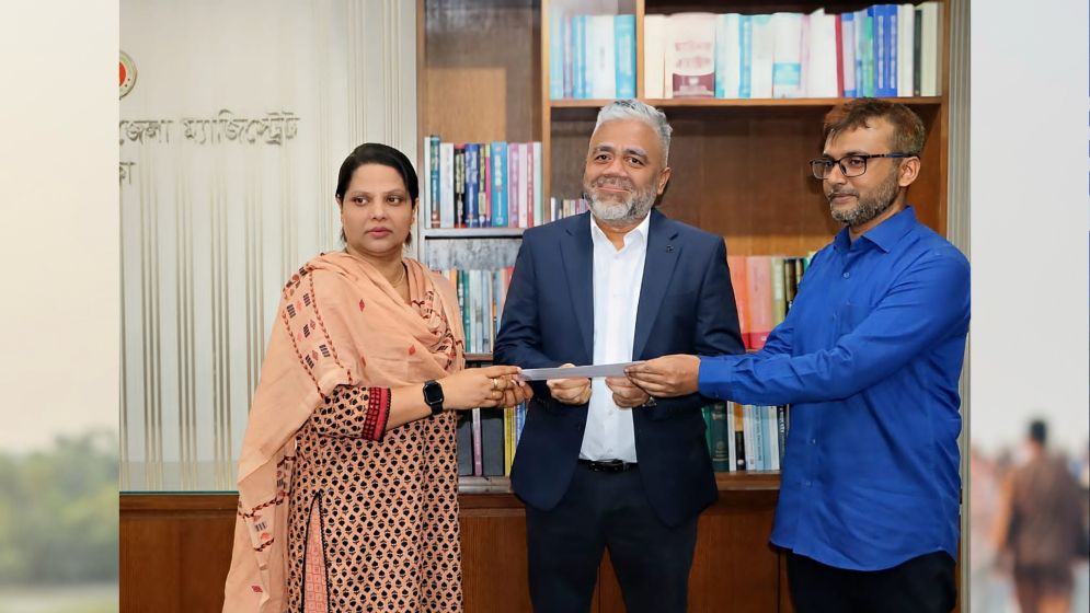 হ্যালো ডিসির মানবিক উদ্যোগে বদলে গেল মুনিমের জীবন