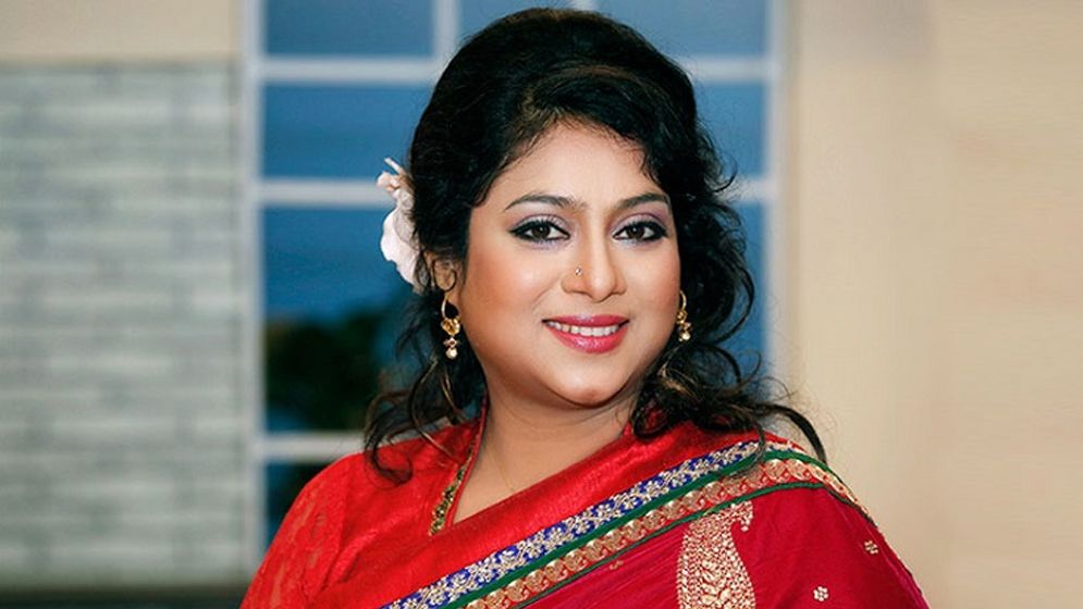 ‘মিথ্যা সাময়িক, কিন্তু সত্য চিরস্থায়ী’—শাবনূরের রহস্যময় বার্তা