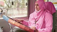 নারীরা কি গাড়ি চালাতে পারবেন, ইসলাম কী বলে?