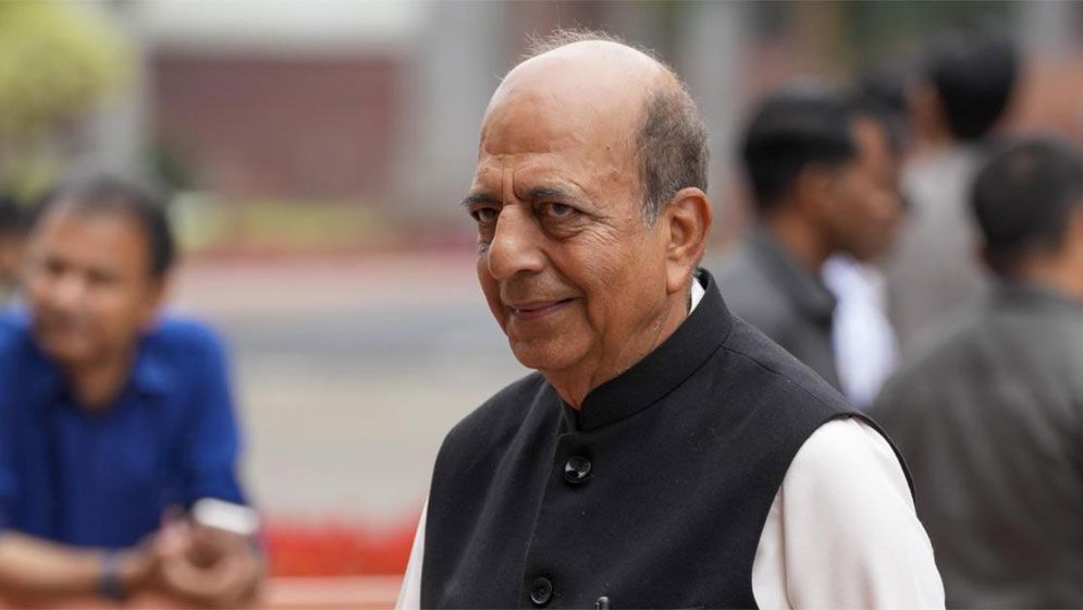 বাংলাদেশের প্রধানমন্ত্রীর জন্য দিল্লি­ অপেক্ষা করছে: দীনেশ ত্রিবেদী