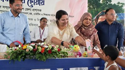 ৩০ বছর পর প্রথমবার বেদে পল্লীতে ডিসি ফরিদা