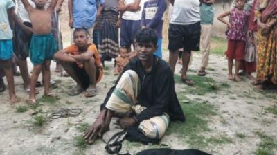 হিজাব পরে চুরি করতে গিয়ে অস্ত্রসহ যুবক আটক