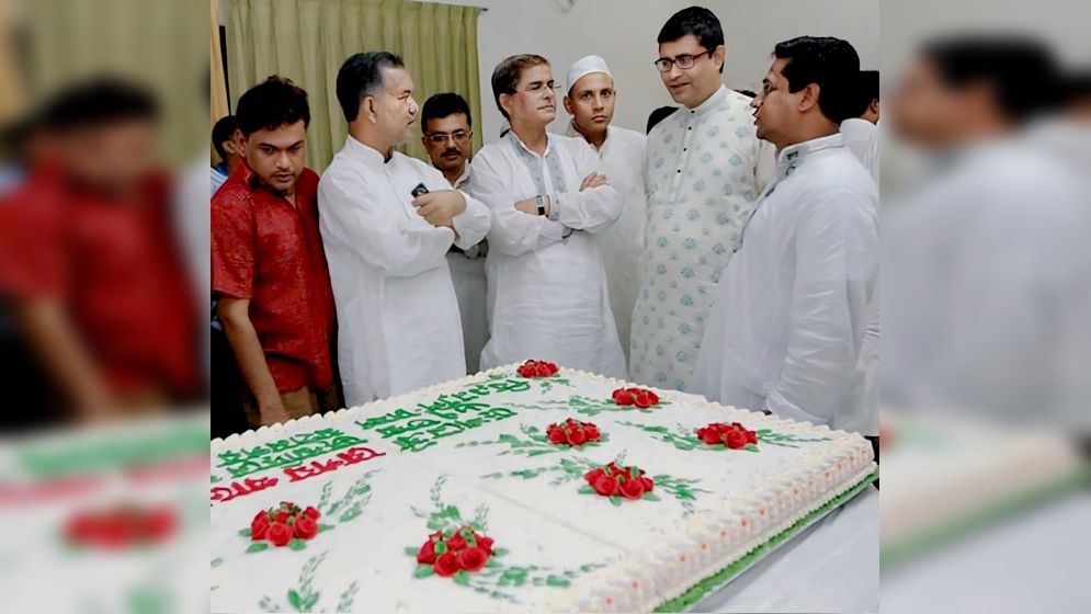 নিজেকে গুটিয়ে রাখার কারণ জানিয়ে মির্জা ফখরুলকে নিয়ে মধুর স্মৃতিচারণ মারুফ কামালের