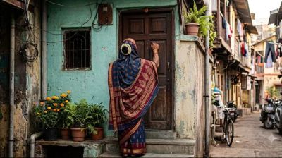 ভারতে তৃতীয় লিঙ্গের পরিচয় দিয়ে বাড়িতে ঢুকে নারীকে যৌন নিপীড়নের অভিযোগ