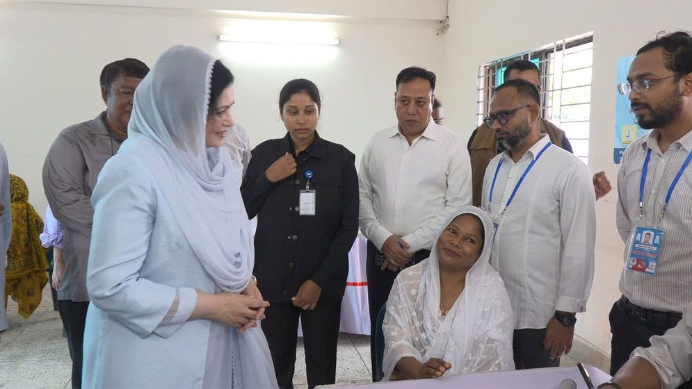 বিনামূল্যে চক্ষুসেবা পেলেন ভাসানটেক-কড়াইল-সাততলা বস্তির প্রায় ১ হাজার মানুষ