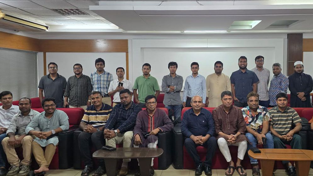 এলাকার উন্নয়নে কাজ করার প্রত্যয় সদস্যদের