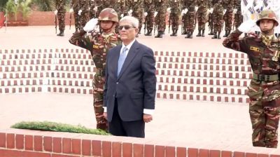জাতীয় স্মৃতিসৌধে শ্রদ্ধা জানালেন রাষ্ট্রপতি মির্জা ফখরুল ইসলাম