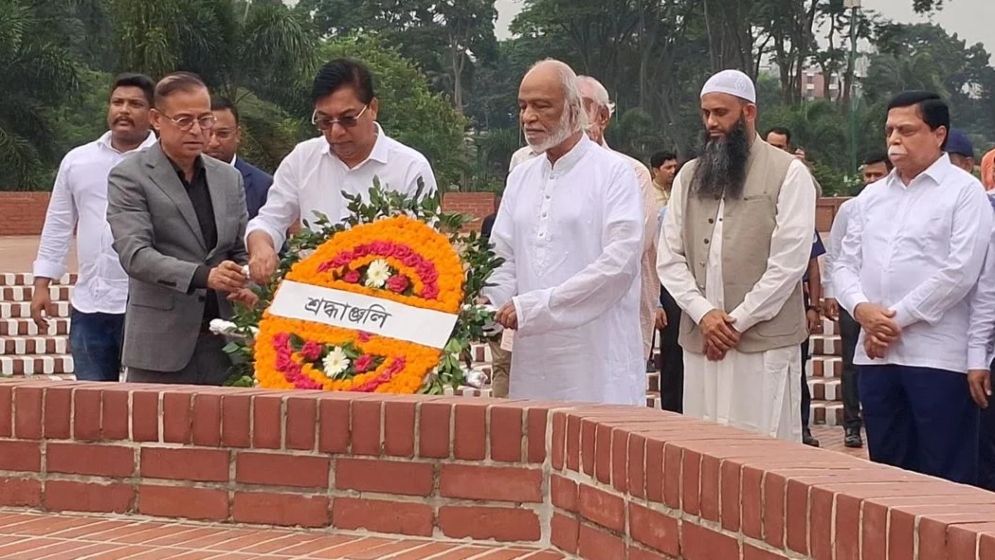 দেশকে এগিয়ে নিতে প্রধানমন্ত্রী নিজেকে নিয়োজিত করেছেন: মঈন খান