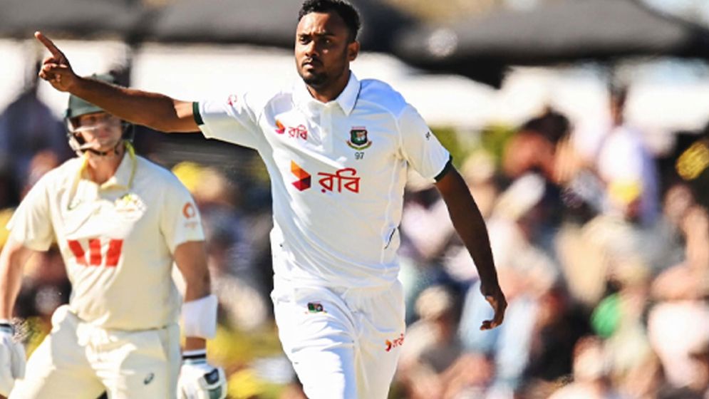বিরল রেকর্ডে শরিফুলের নাম