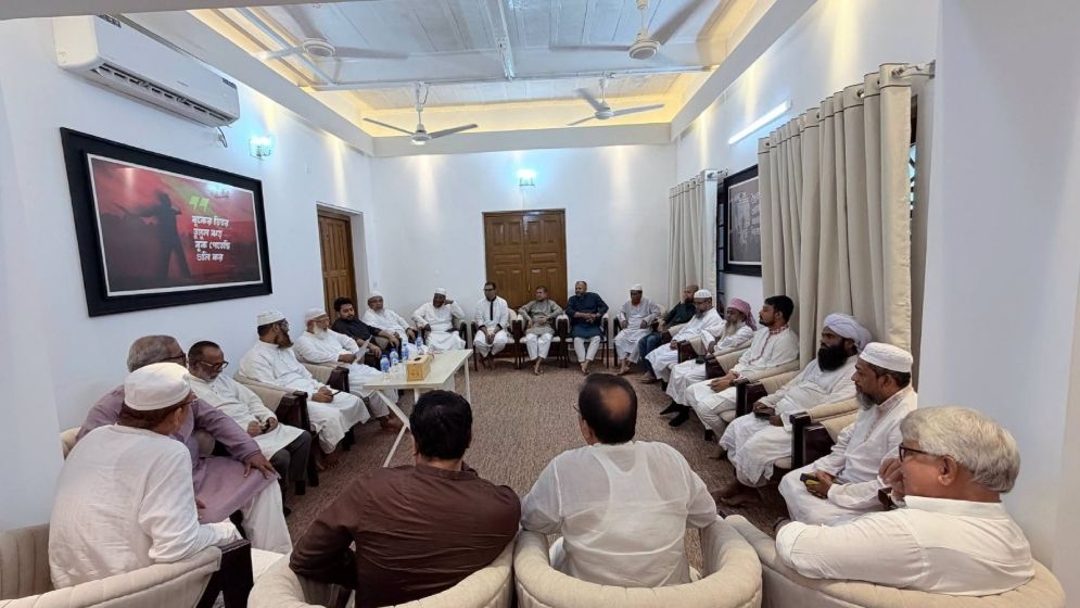 গণভোটের রায় বাস্তবায়নের দাবিতে ১১ দলীয় ঐক্যের লংমার্চ ঘোষণা