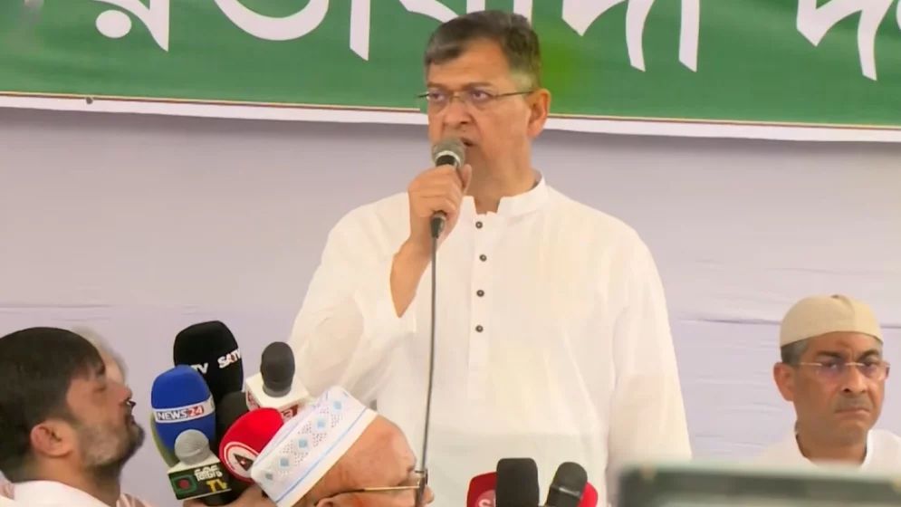 পুলিশ অপরাধীদের গ্রেফতার করতে পারেনি, ৬ মাসে এমন একটা ঘটনাও নাই: স্বরাষ্ট্রমন্ত্রী