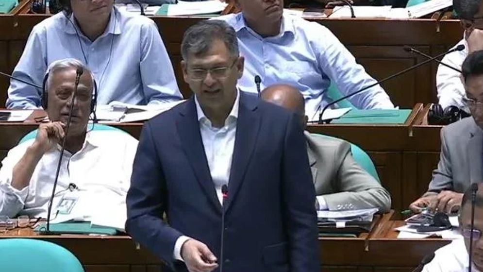 উপকূলীয় এলাকায় টহল কার্যক্রম আরও জোরদার করার পরিকল্পনা আছে: স্বরাষ্ট্রমন্ত্রী