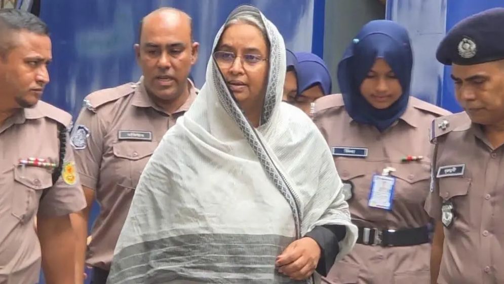 এখন আমি জামিন চাই না, ট্রাইব্যুনালকে বললেন দীপু মনি