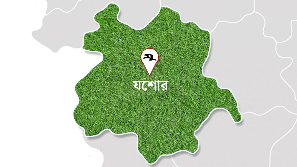 শিক্ষক ছেলের বঁটির কোপে মায়ের দেহ থেকে মাথা বিচ্ছিন্ন