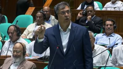 বিগত ১৫ বছরে প্রায় ২০ হাজার আগ্নেয়াস্ত্রের লাইসেন্স দেওয়া হয়েছে: স্বরাষ্ট্রমন্ত্রী
