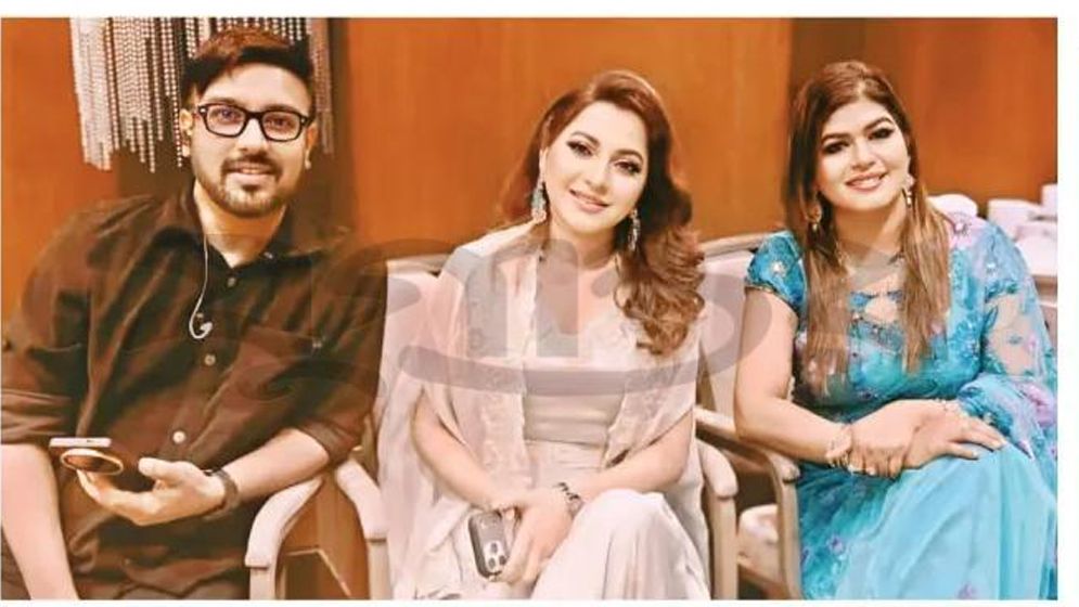 একমঞ্চে মিমি রাজীব ও লিজা