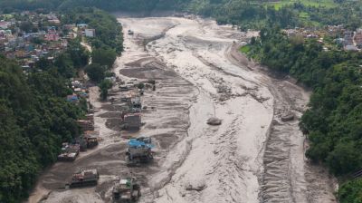 ফ্ল্যাশ ফ্লাড বা আকস্মিক বন্যা কেন হয় এবং এর পূর্বাভাস পাওয়া কি সম্ভব?