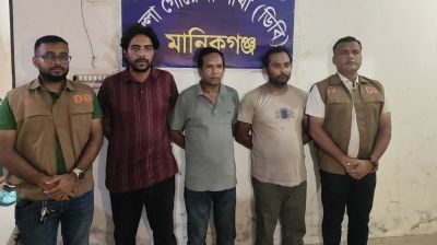 সরকারি অ্যাম্বুলেন্সে ইয়াবা পাচারকালে গ্রেফতার ৩