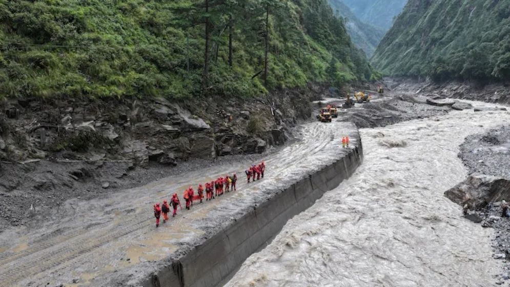 নেপালে ভয়াবহ বন্যার আগেই মিলেছিল সতর্কবার্তা