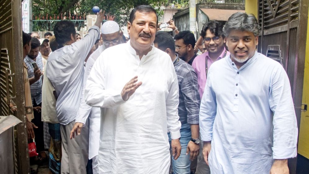 সুবিধাবঞ্চিত শিশুদের শিক্ষায় খাস জমি বরাদ্দের আশ্বাস ভূমিমন্ত্রীর