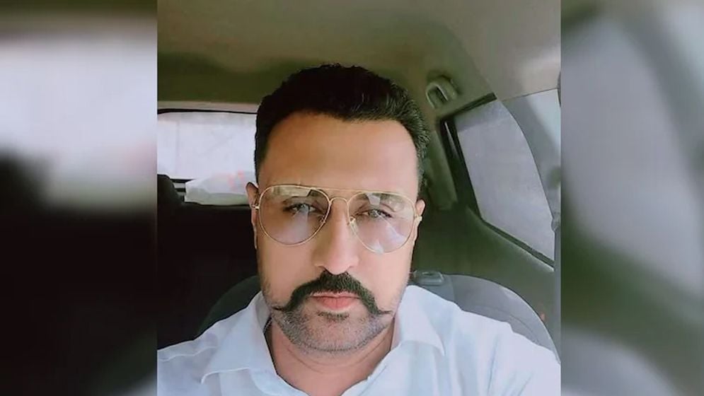 মোটরসাইকেল থামিয়ে গুলি করে আম আদমি পার্টির নেতাকে হত্যা