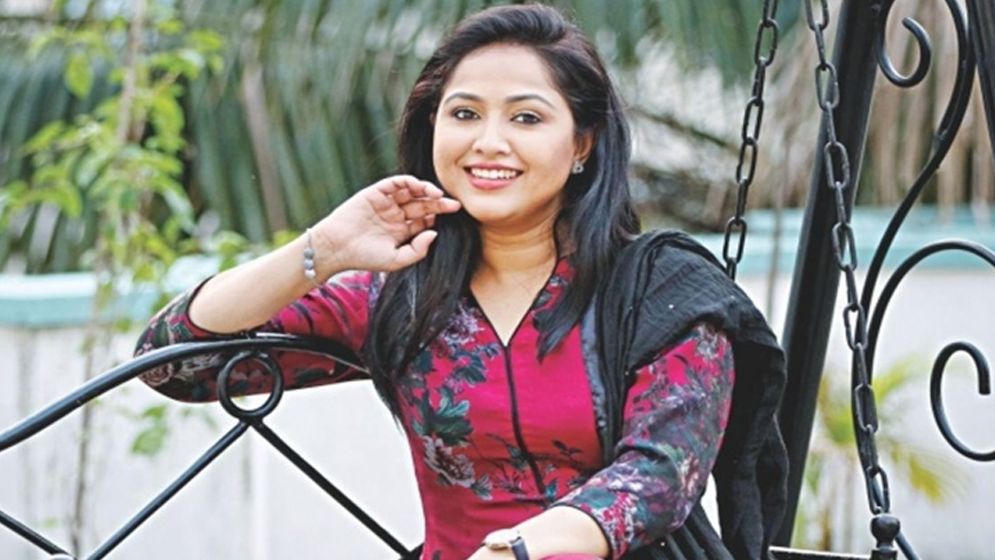 অভিনয়ে নাদিয়ার ২৫ বছর পার