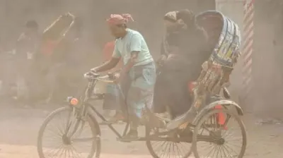 ঢাকার বাতাস আজ ‘অস্বাস্থ্যকর’