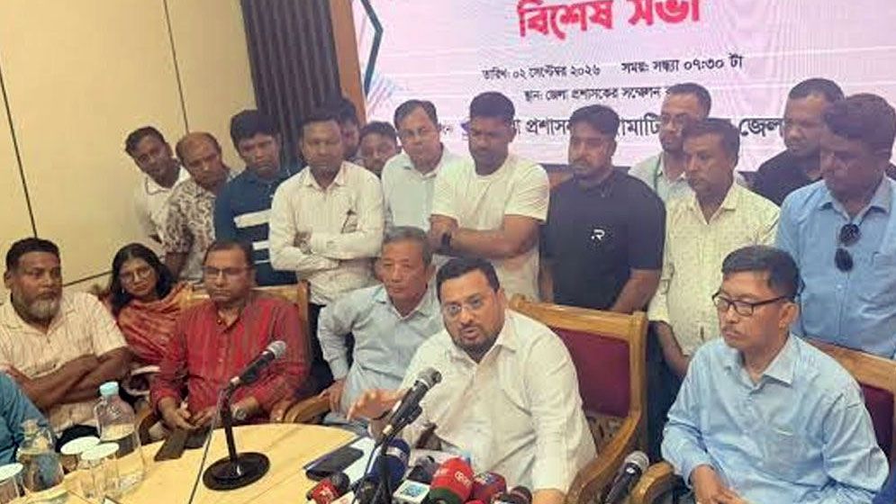 পাহাড়ে অবৈধ অস্ত্রের ব্যবহার বন্ধে পরিকল্পনা নিচ্ছে সরকার: মীর হেলাল