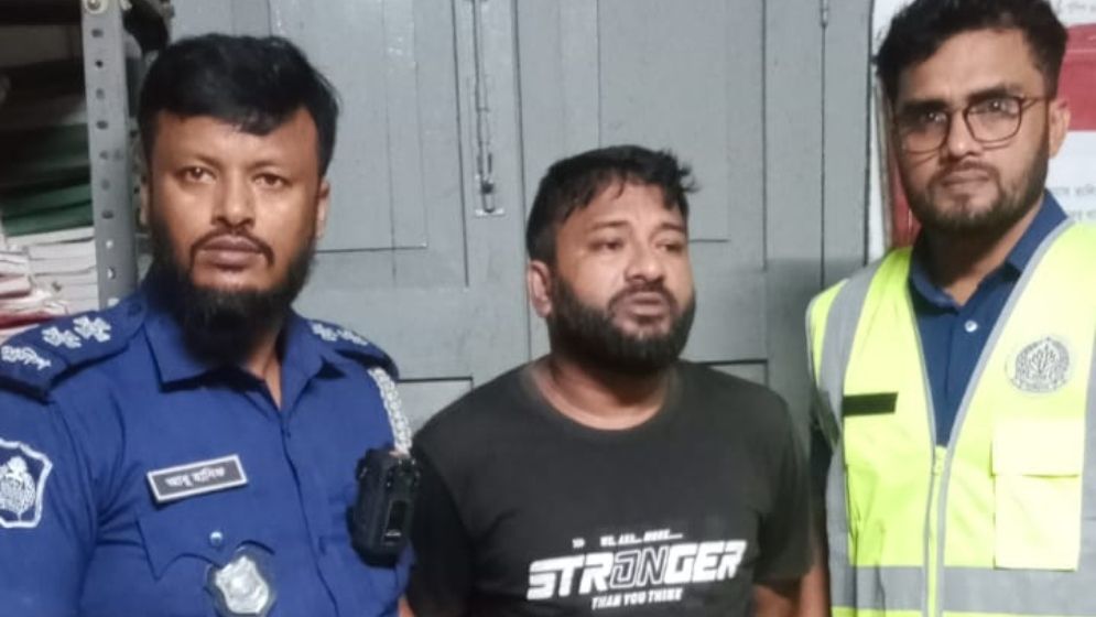 লক্ষ্মীপুরে আইনজীবী অপহরণ মামলায় গ্রেফতার ১