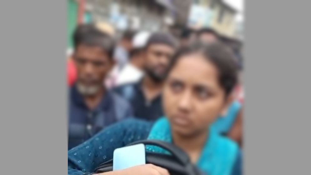 ধর্মান্তরিত হয়ে বিয়ের ইচ্ছা, অবশেষে কিশোর-কিশোরীকে পরিবারের কাছে হস্তান্তর