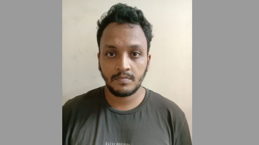 শীর্ষ সন্ত্রাসী ডেভিড ইমনের সহযোগী আকাশ গ্রেফতার