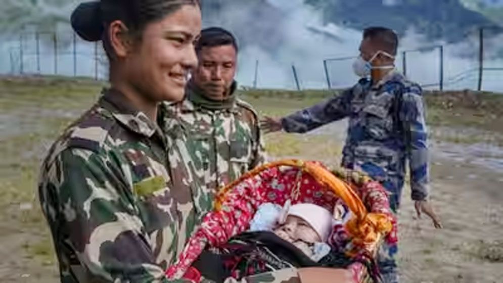 নেপালে ভয়াবহ বন্যার সাতদিন পর ৪৫ দিনের শিশু জীবিত উদ্ধার