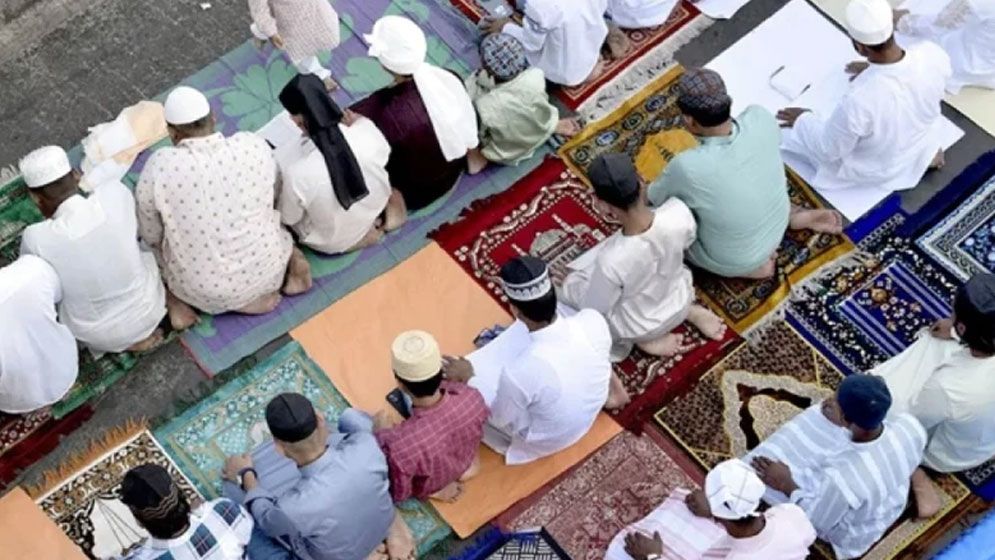 টানা তিন জুমা না পড়লে পরিণতি কী হবে?
