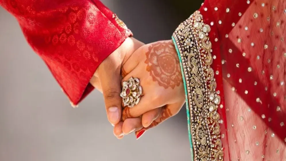 গোপনে দ্বিতীয় বিয়ে করায় নারীর কারাদণ্ড
