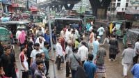 ভাড়া বৃদ্ধির দাবিতে বাস বন্ধ, চট্টগ্রামে যাত্রীদের দুর্ভোগ