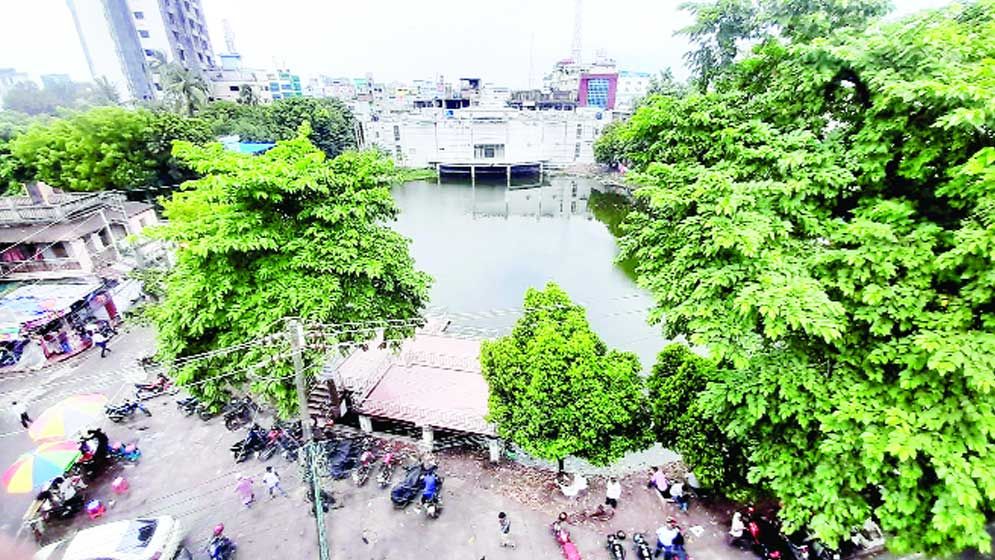 সাঁকোর জনপদেই এখন পানির হাহাকার