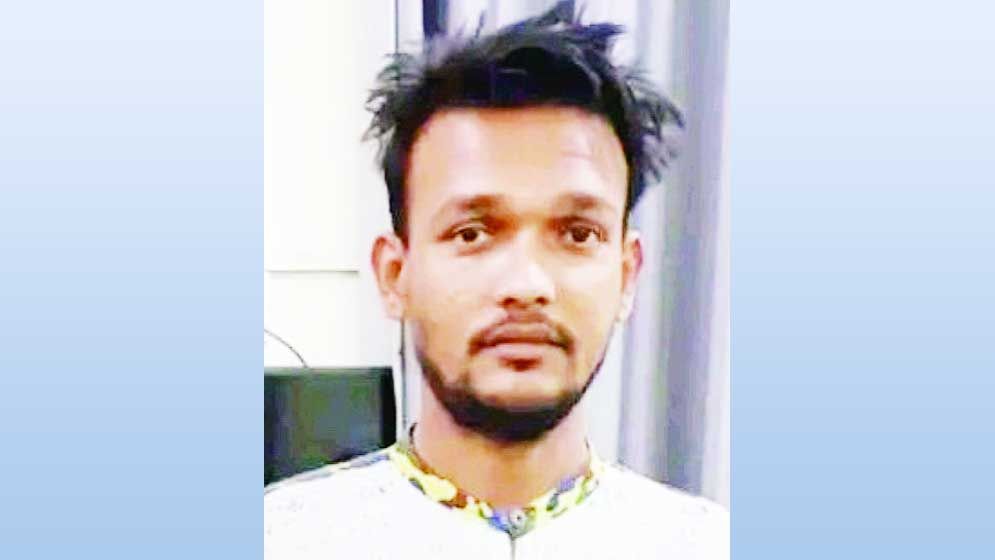 পুলিশের অভিযানে হামলা গাড়ি ভাঙচুর, আহত ২২