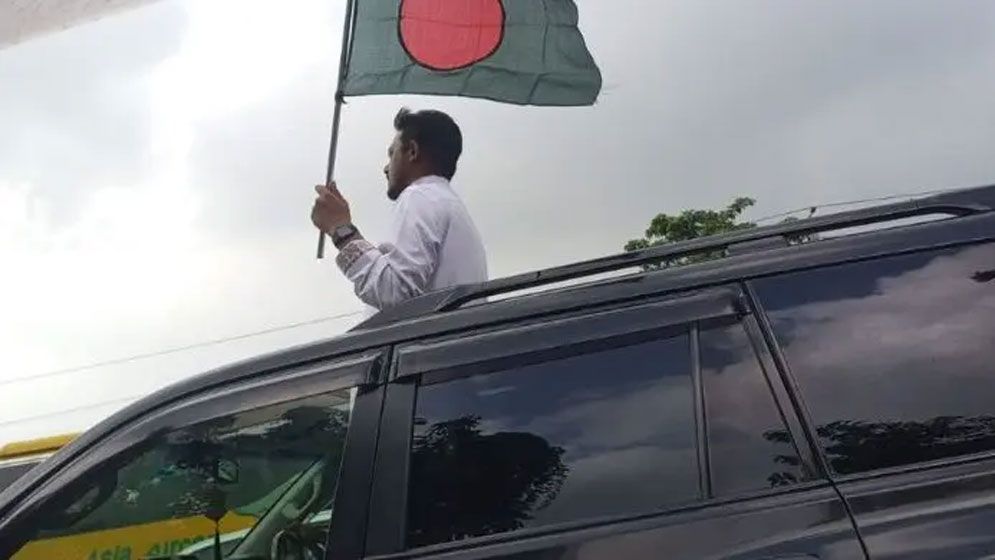 কার প্রাডো গাড়ি নিয়ে লংমার্চে নাসীরুদ্দীন পাটওয়ারী?